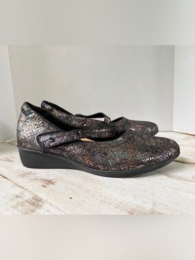 Revere Bonn Mary Jane comfort shoes wedges black Metallic Python sz 11 EUC